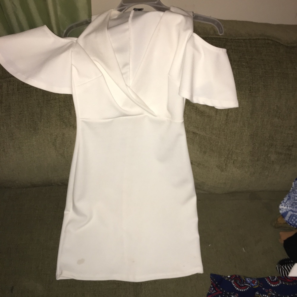 Cute v neck dress